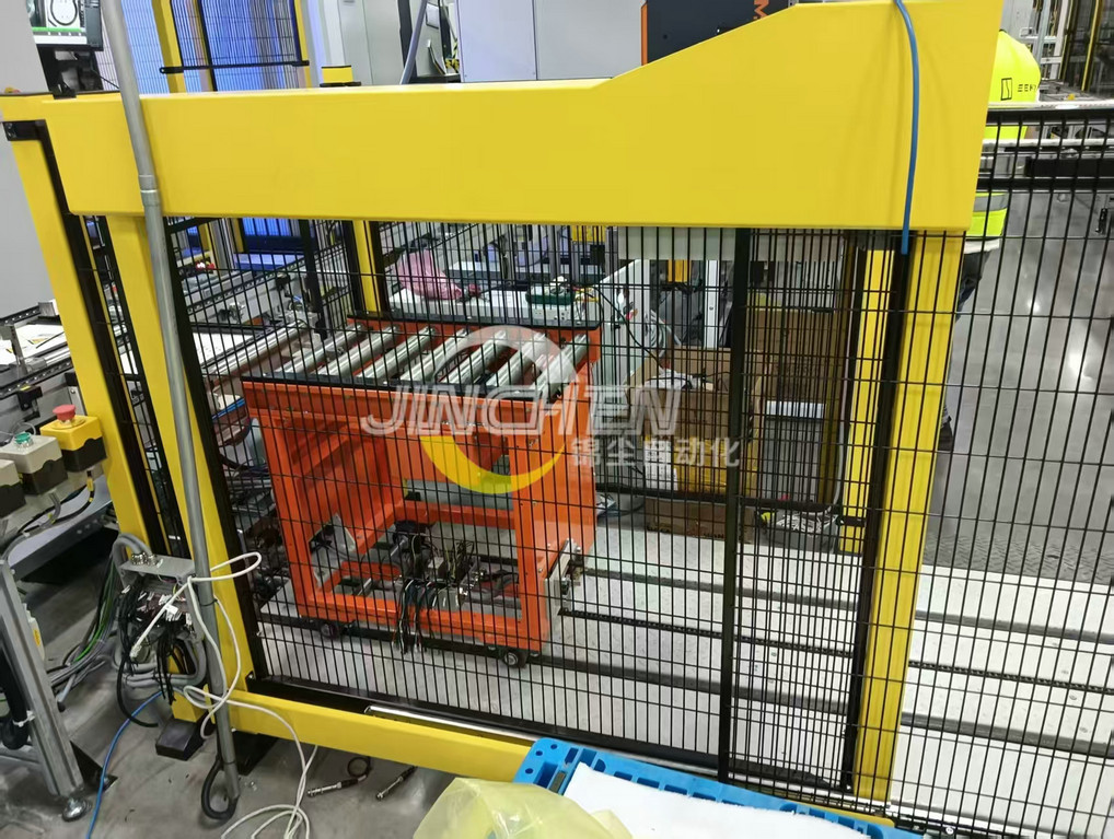 封閉移動輥筒線，滾筒輸送機，輥筒擺渡線，自動開關(guān)門